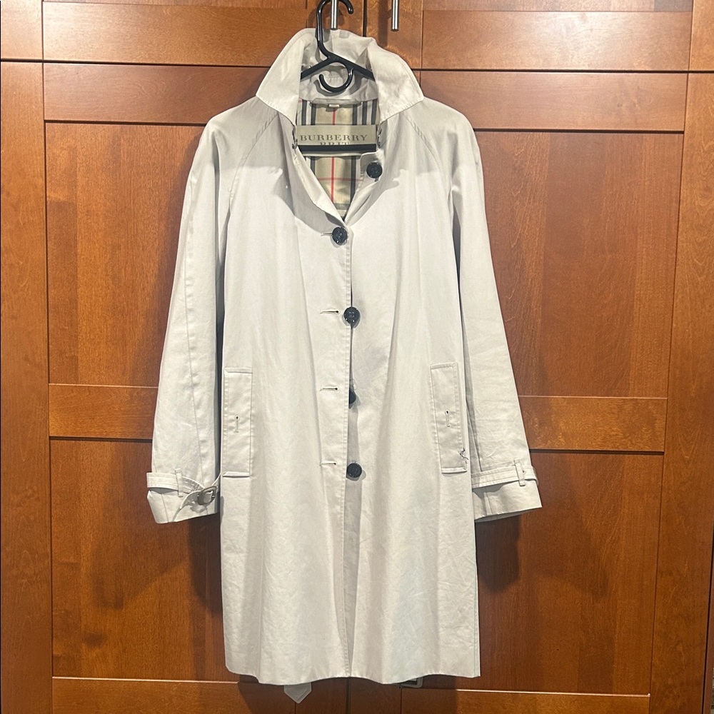 Burberry Women's Light Gray Trench Coat